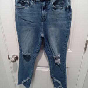 Royalty Sz 12 Vintage Stretch High Rise Fuzz Hem Ankle Cropped Distressed Jeans